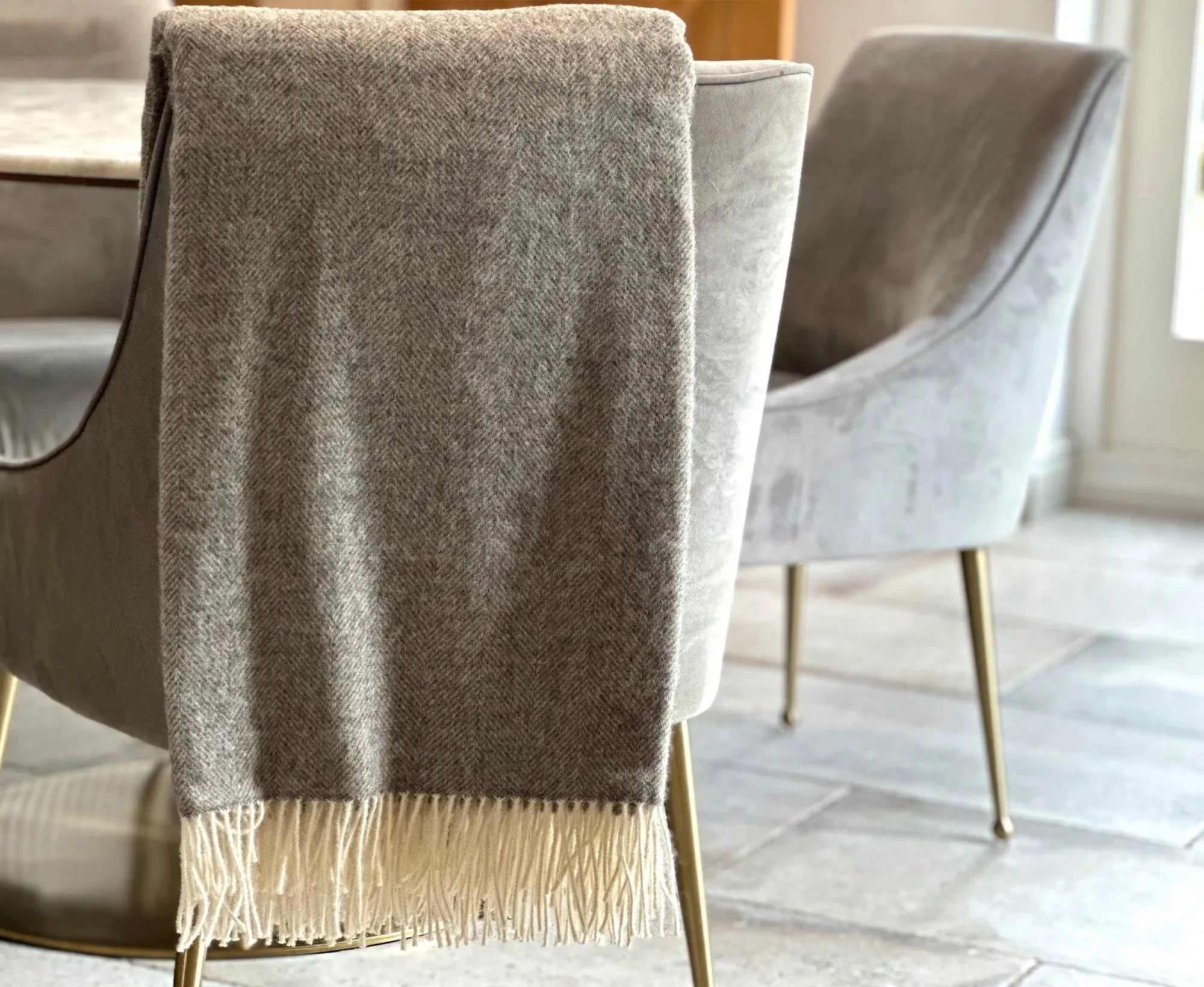 100% Lambswool Herringbone Throw Light Grey