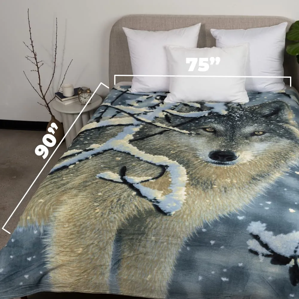 Broken Silence Wolf Super Soft Full/Queen Size Plush Fleece Blanket, 75" X 90"