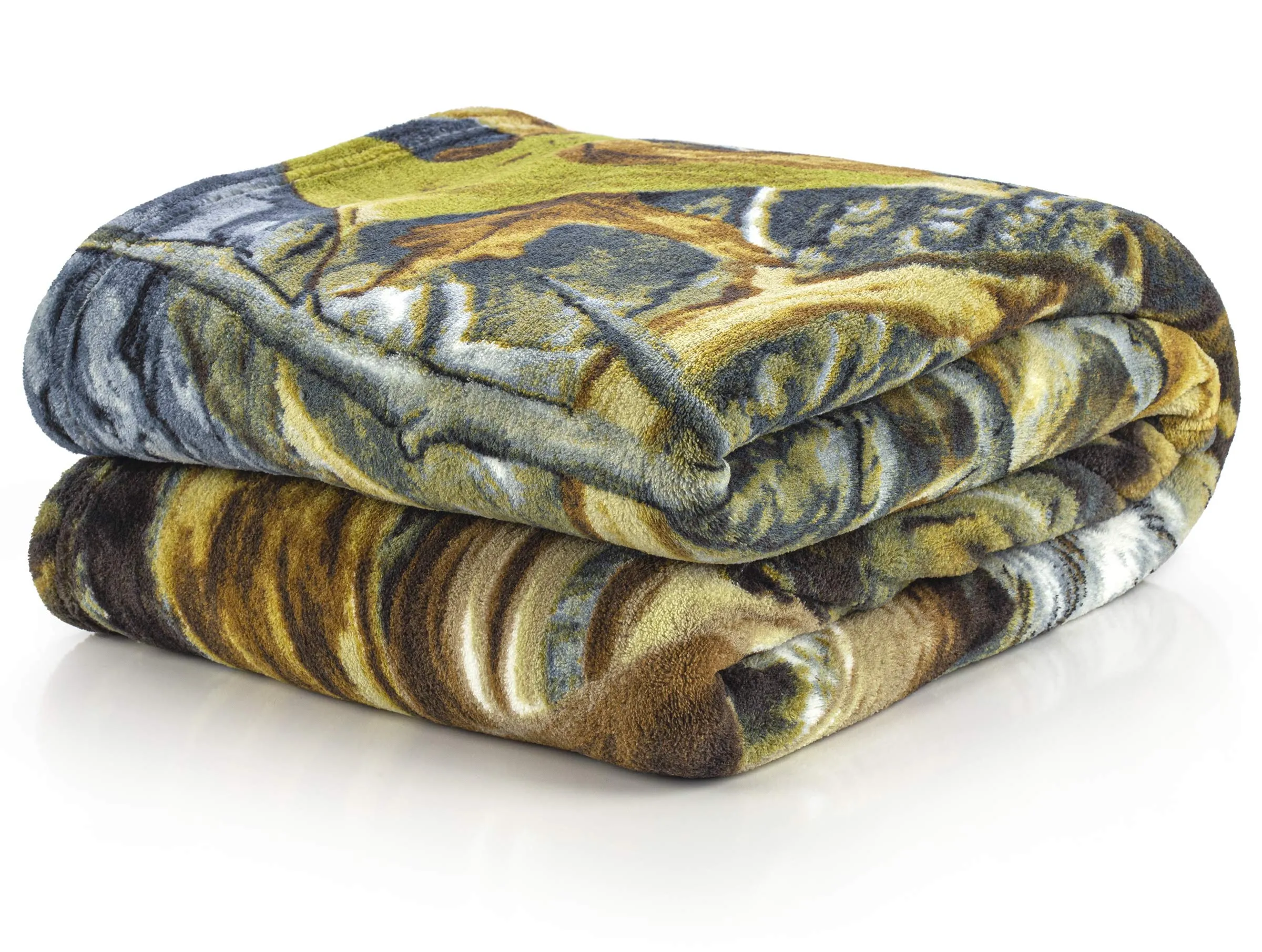 Fleece Throw Blanket (Camo Buck Deer)