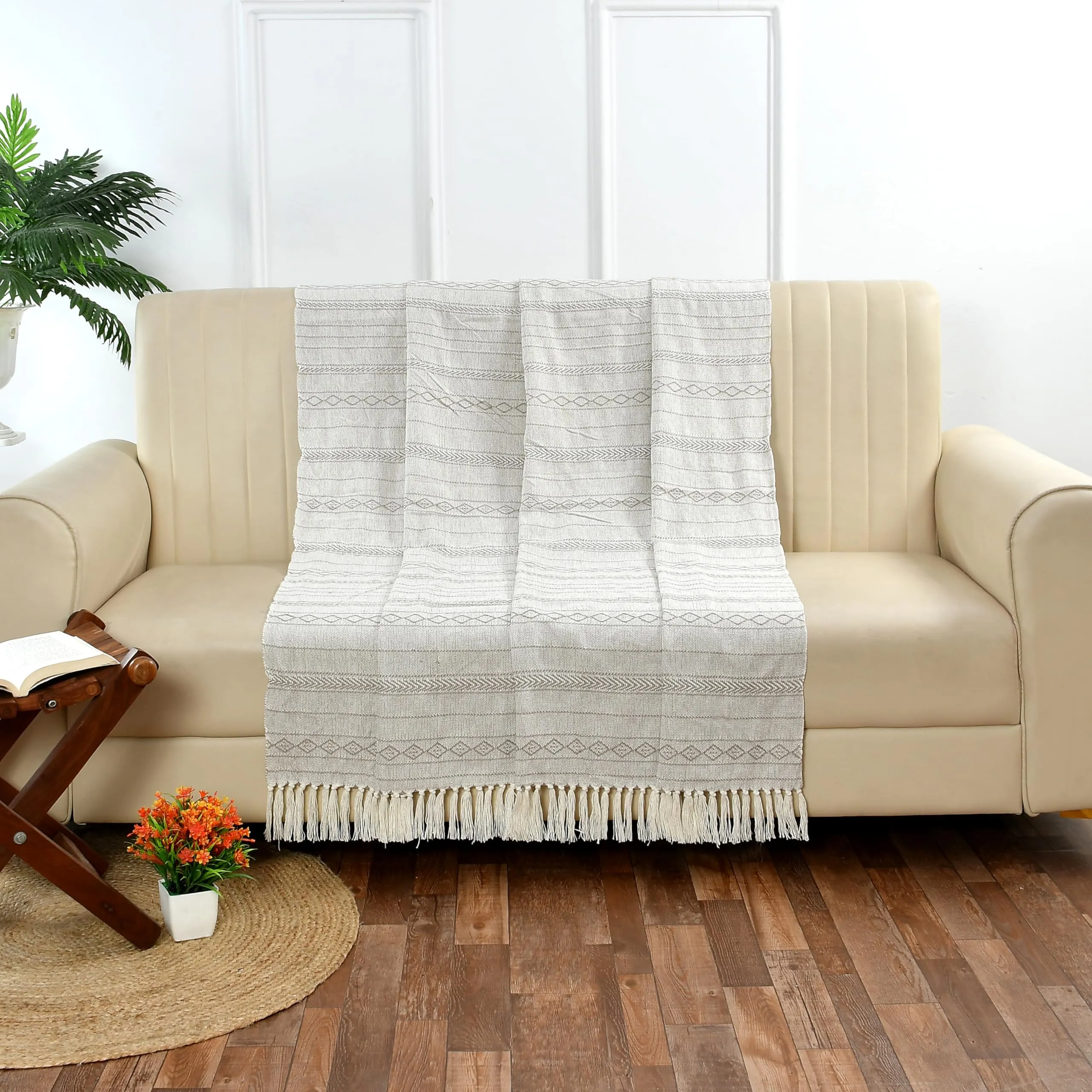 Furnofy 100% Cotton Sofa Throw | Handmade Throw - 50x60 Inches (Cream)