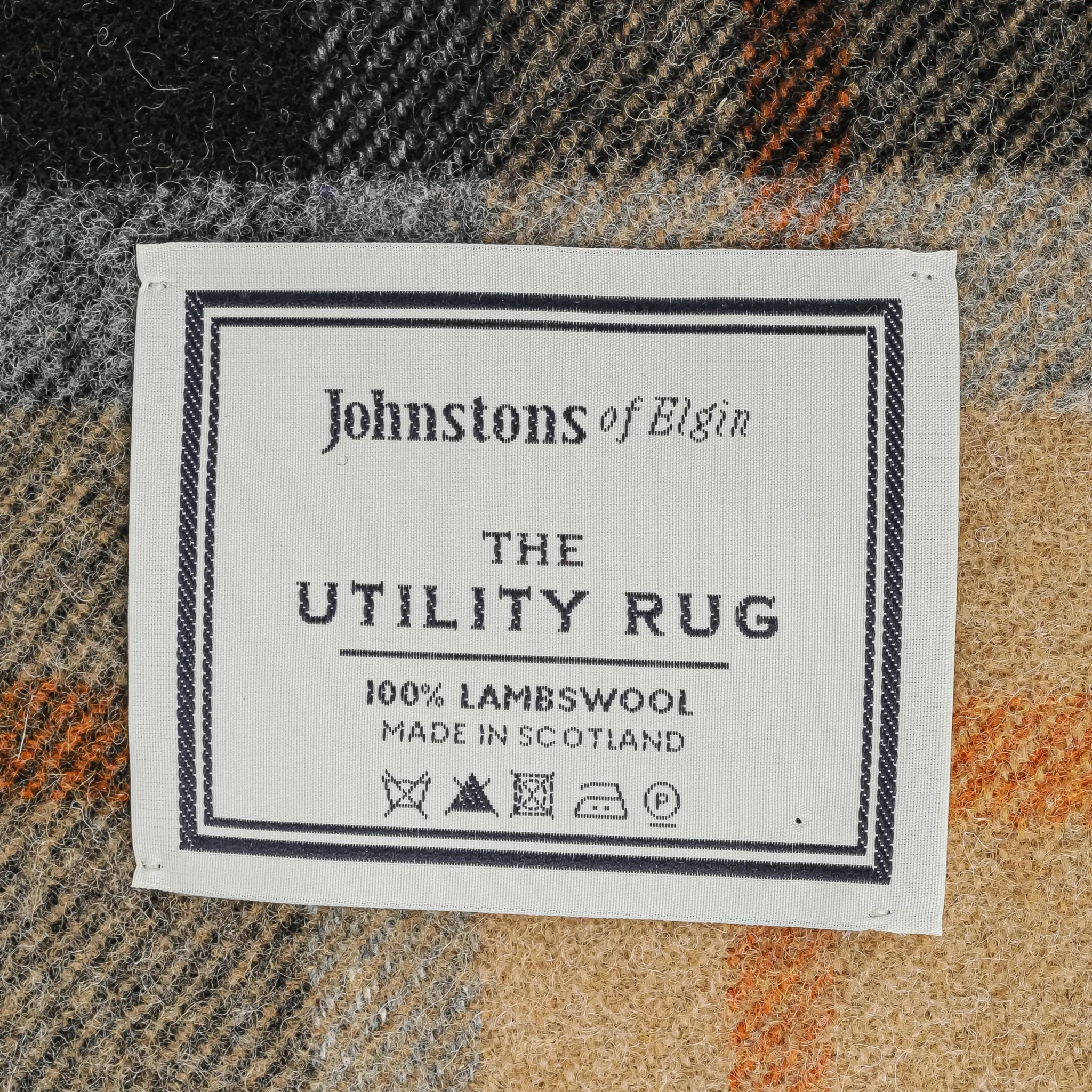 JOHNSTONS OF ELGIN The Utility Rug Throw Blanket - Plaid